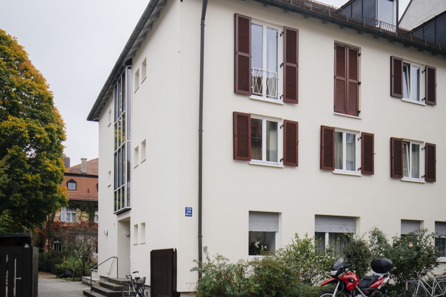 Photo by Roberto Nickson on Unsplash